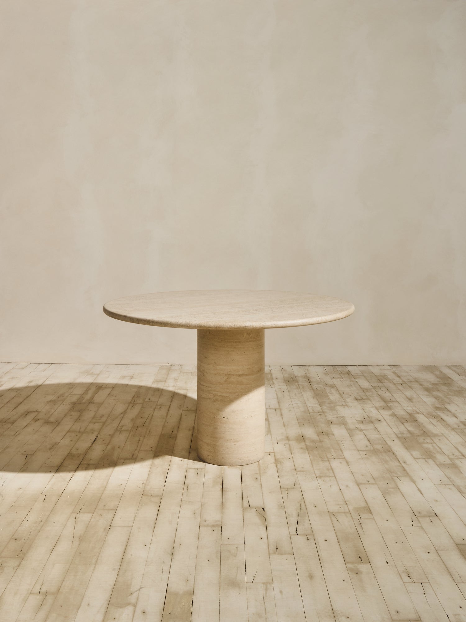 Table d'entrée en travertin