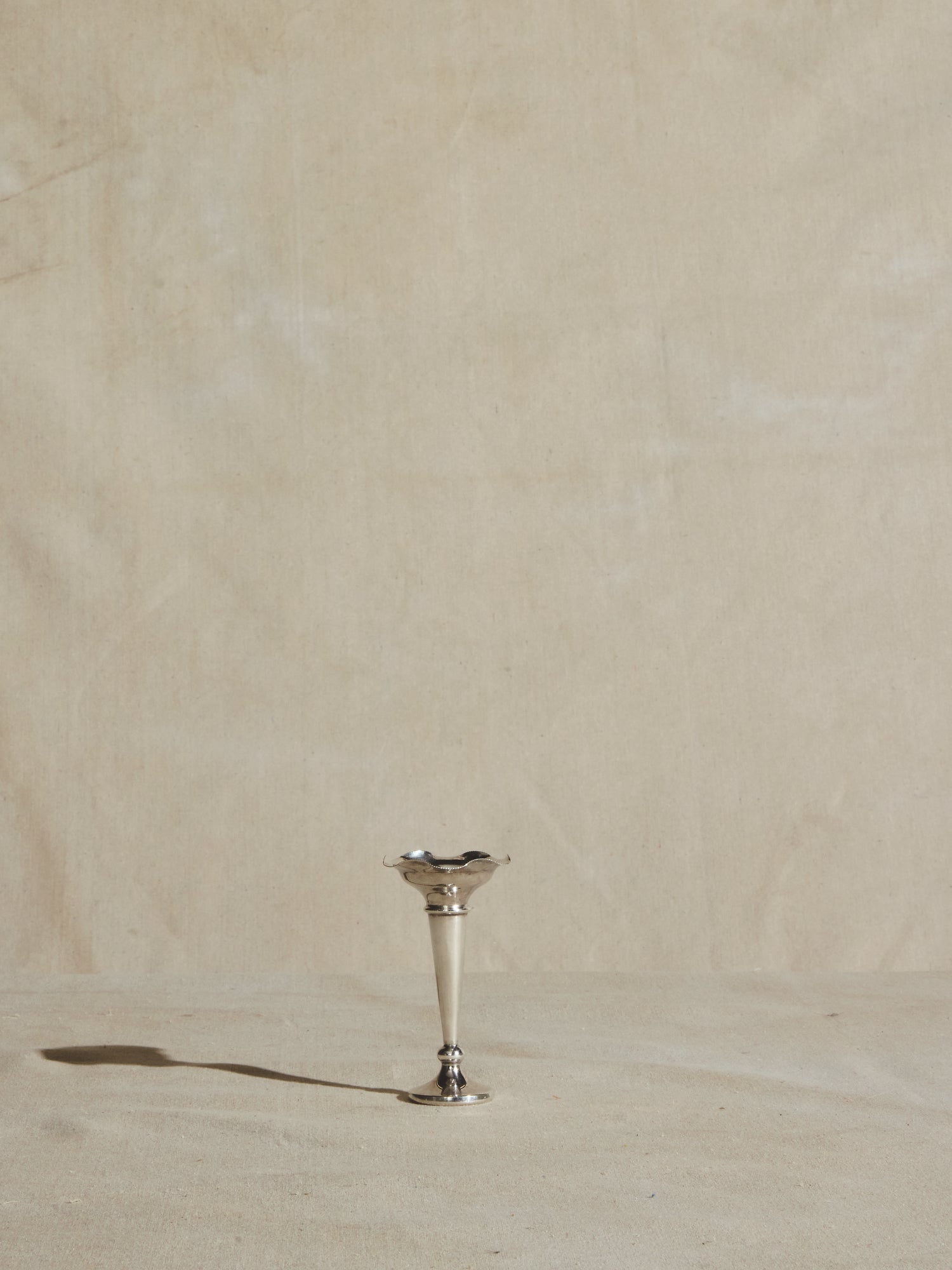 Petite Wave Vase