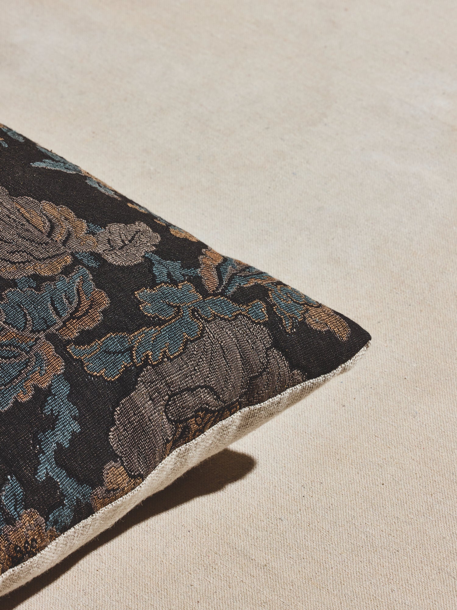 Cosmos Lumbar Pillow