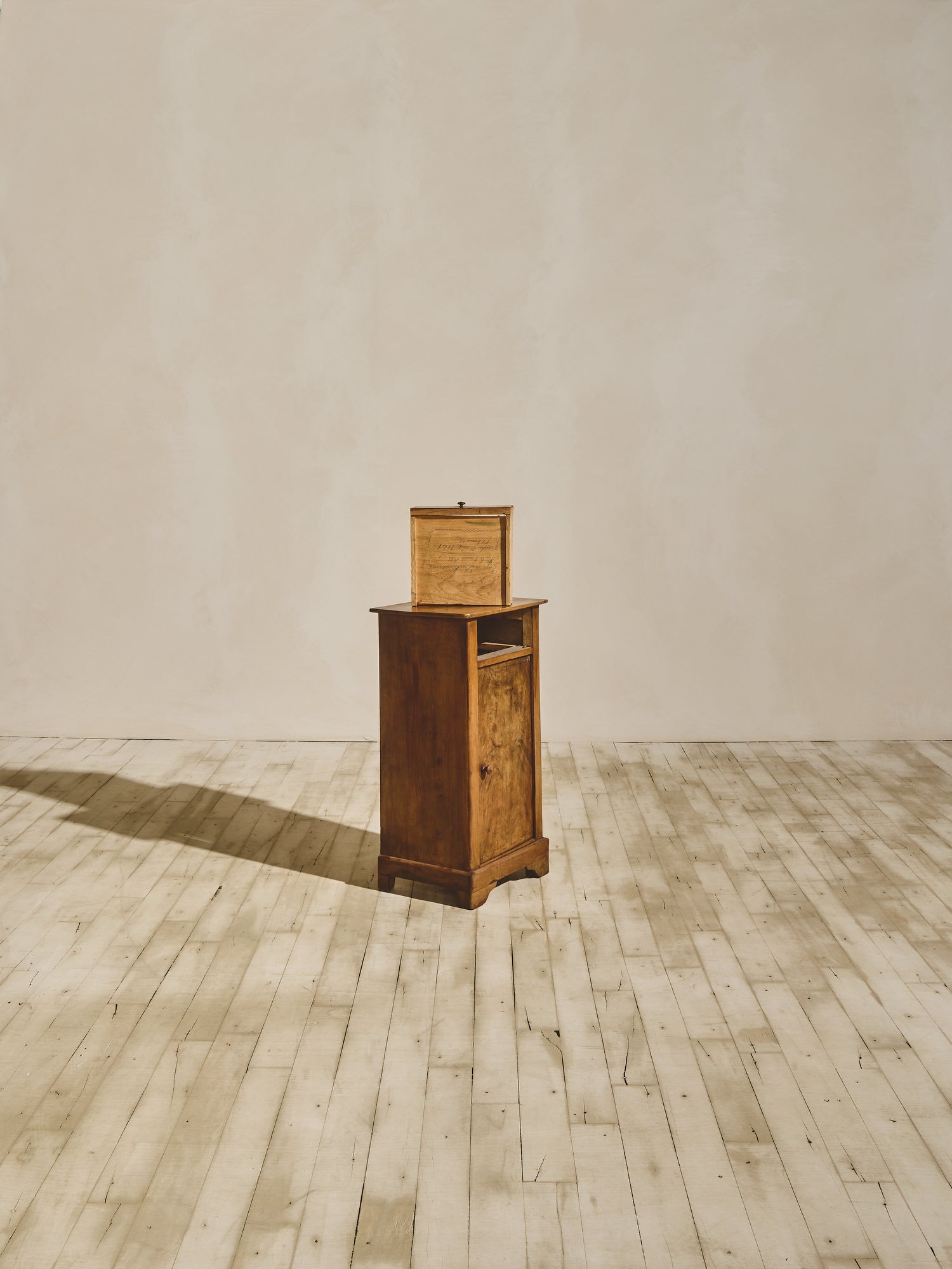 Table de Chevet Louis Philippe