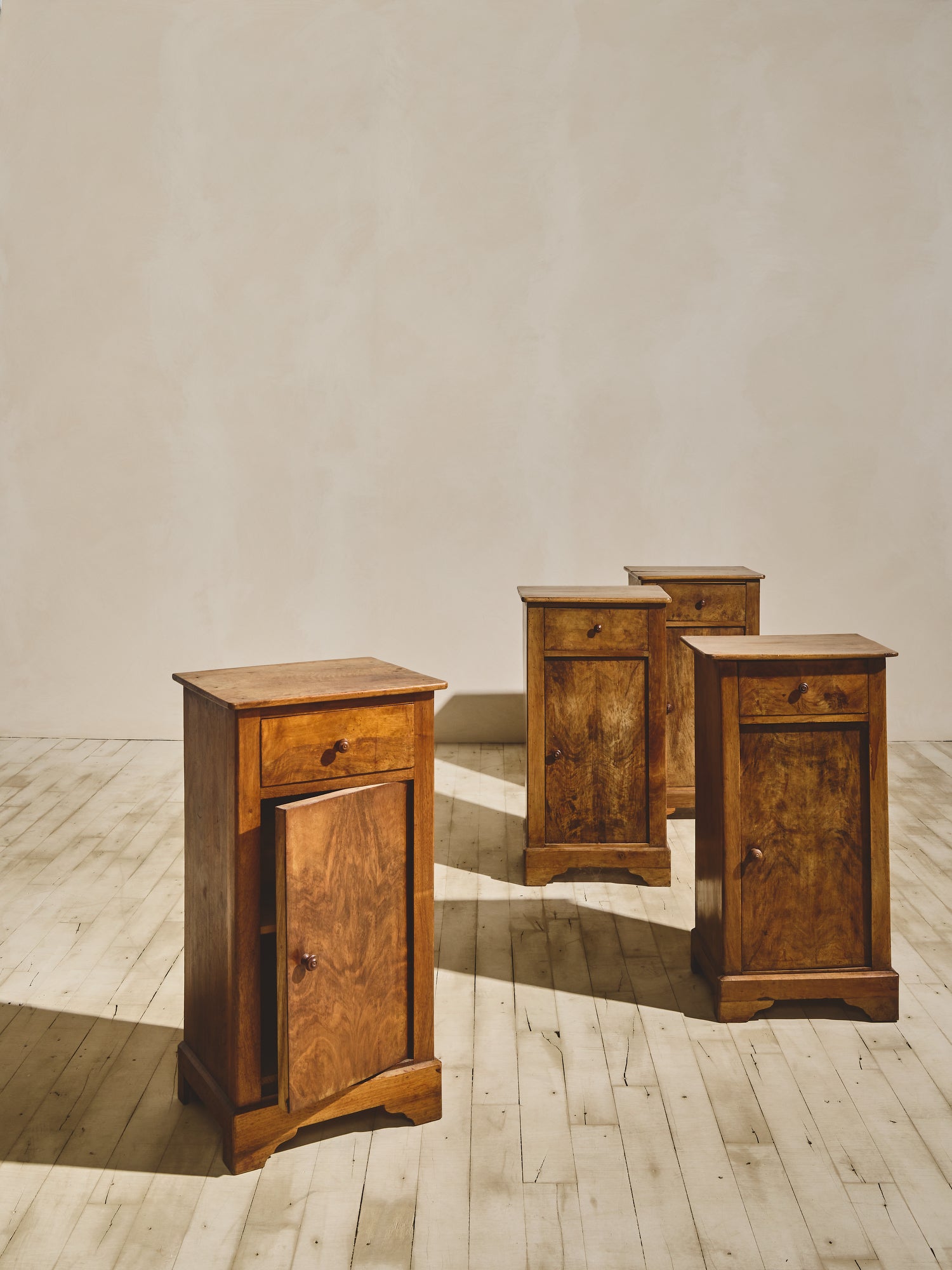 Table de Chevet Louis Philippe