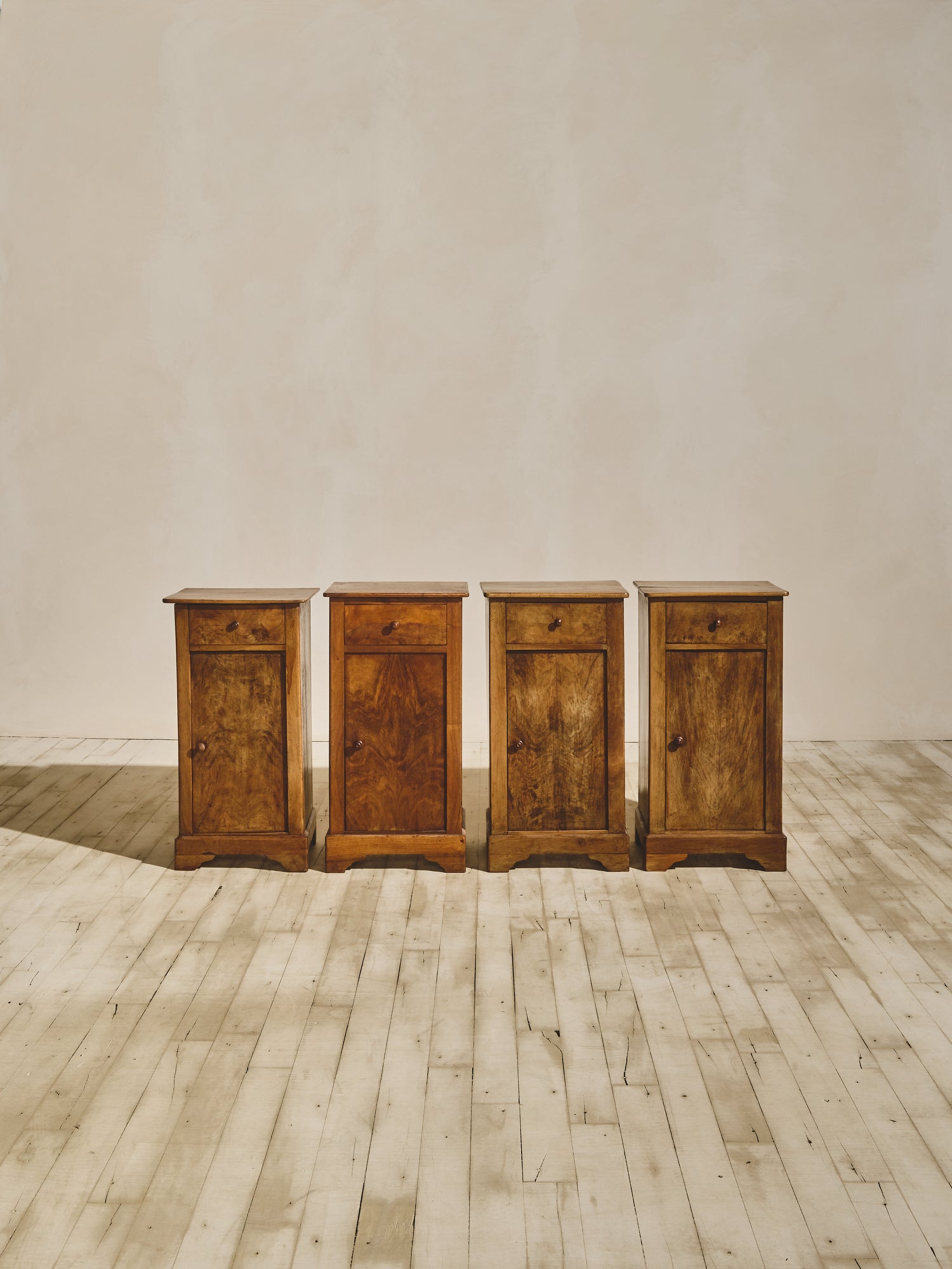 Table de Chevet Louis Philippe