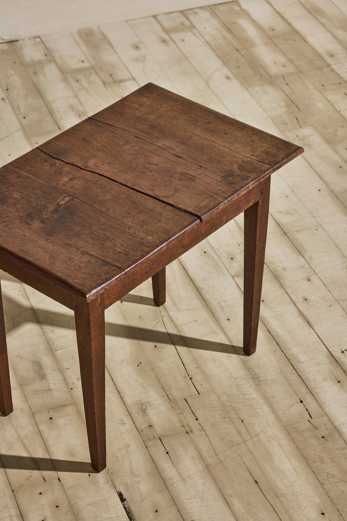 Table d'appoint en chêne français