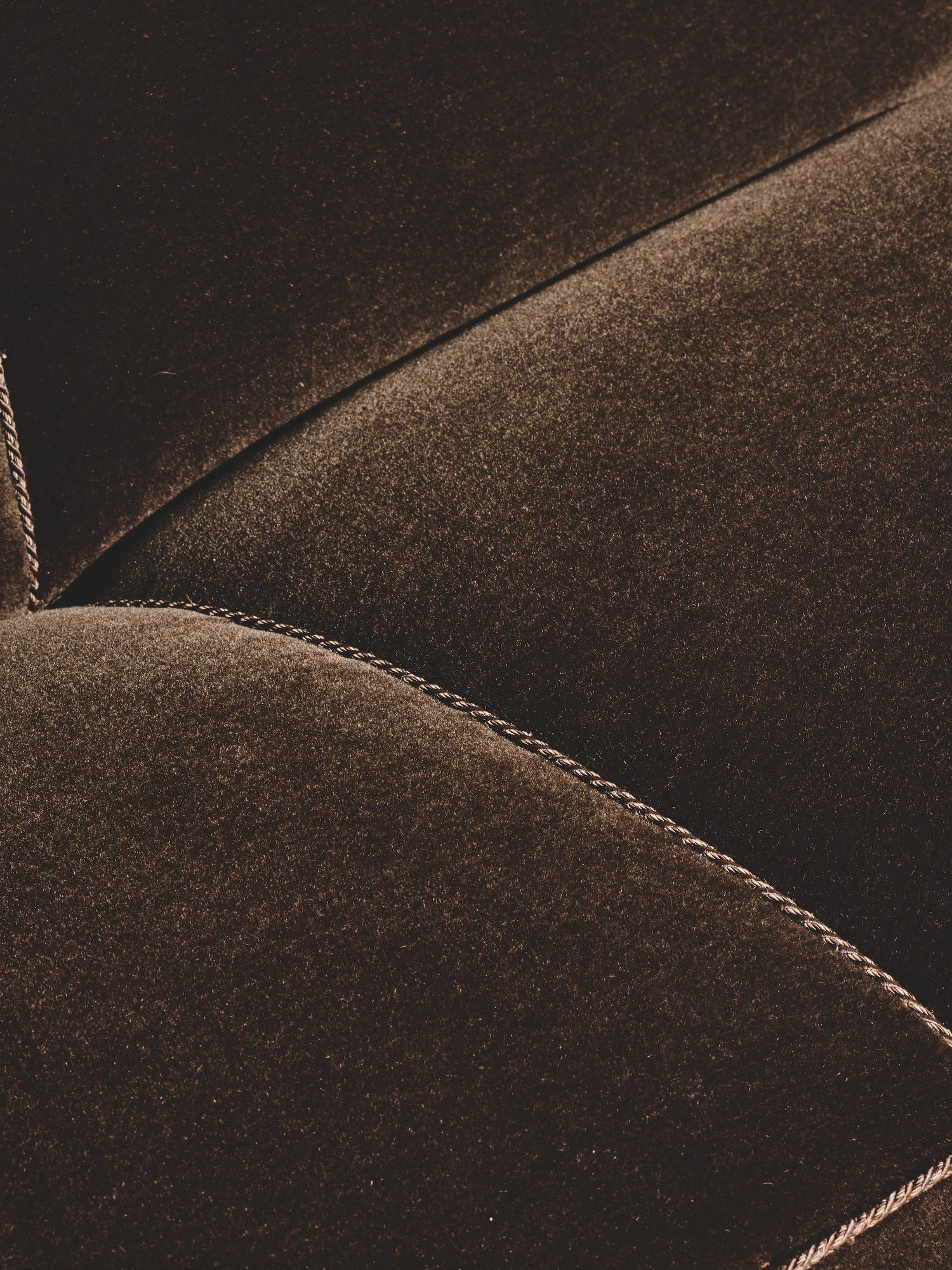 Danish Cabinetmaker Sofa - Walnut