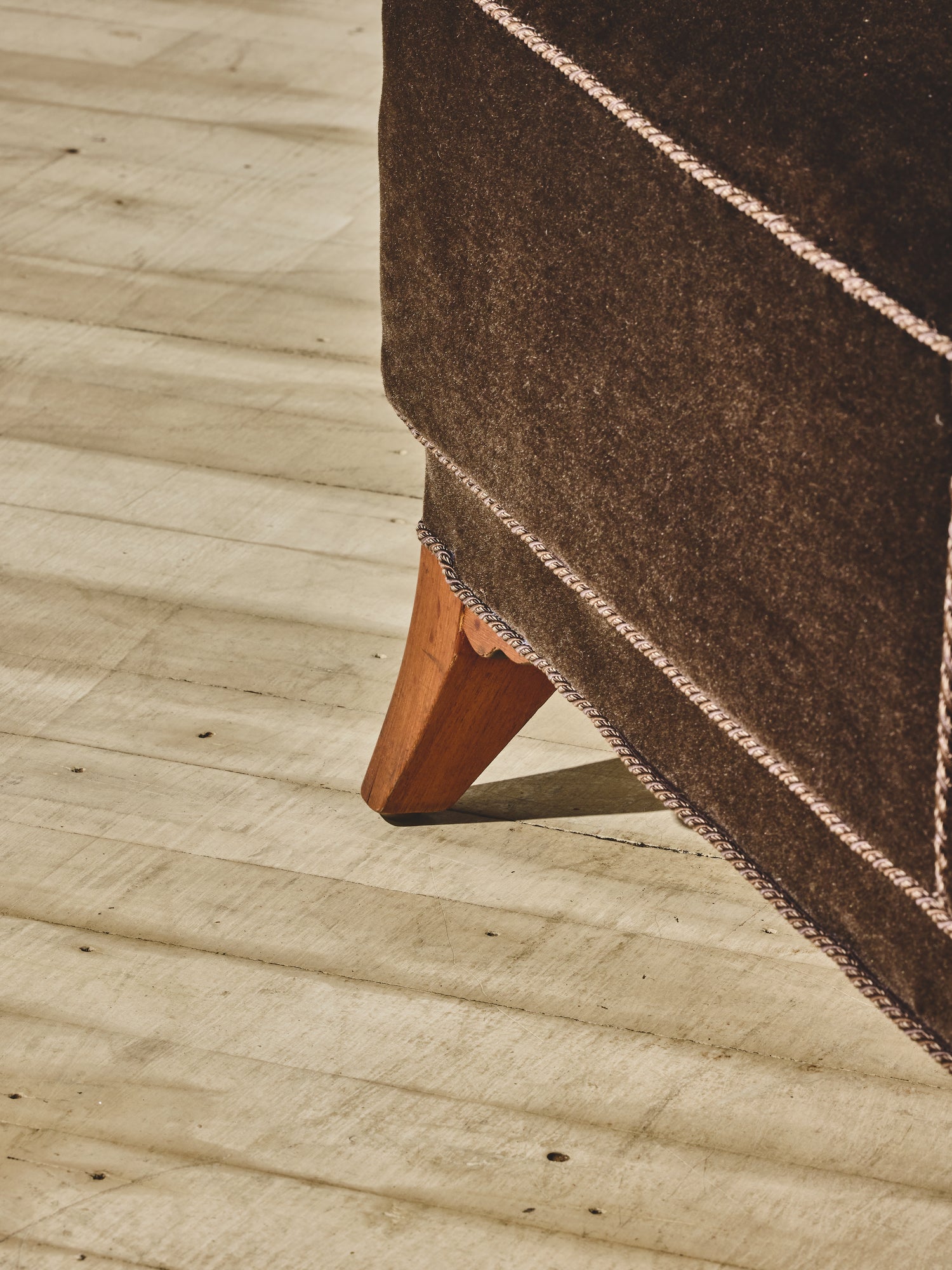 Danish Cabinetmaker Sofa - Walnut
