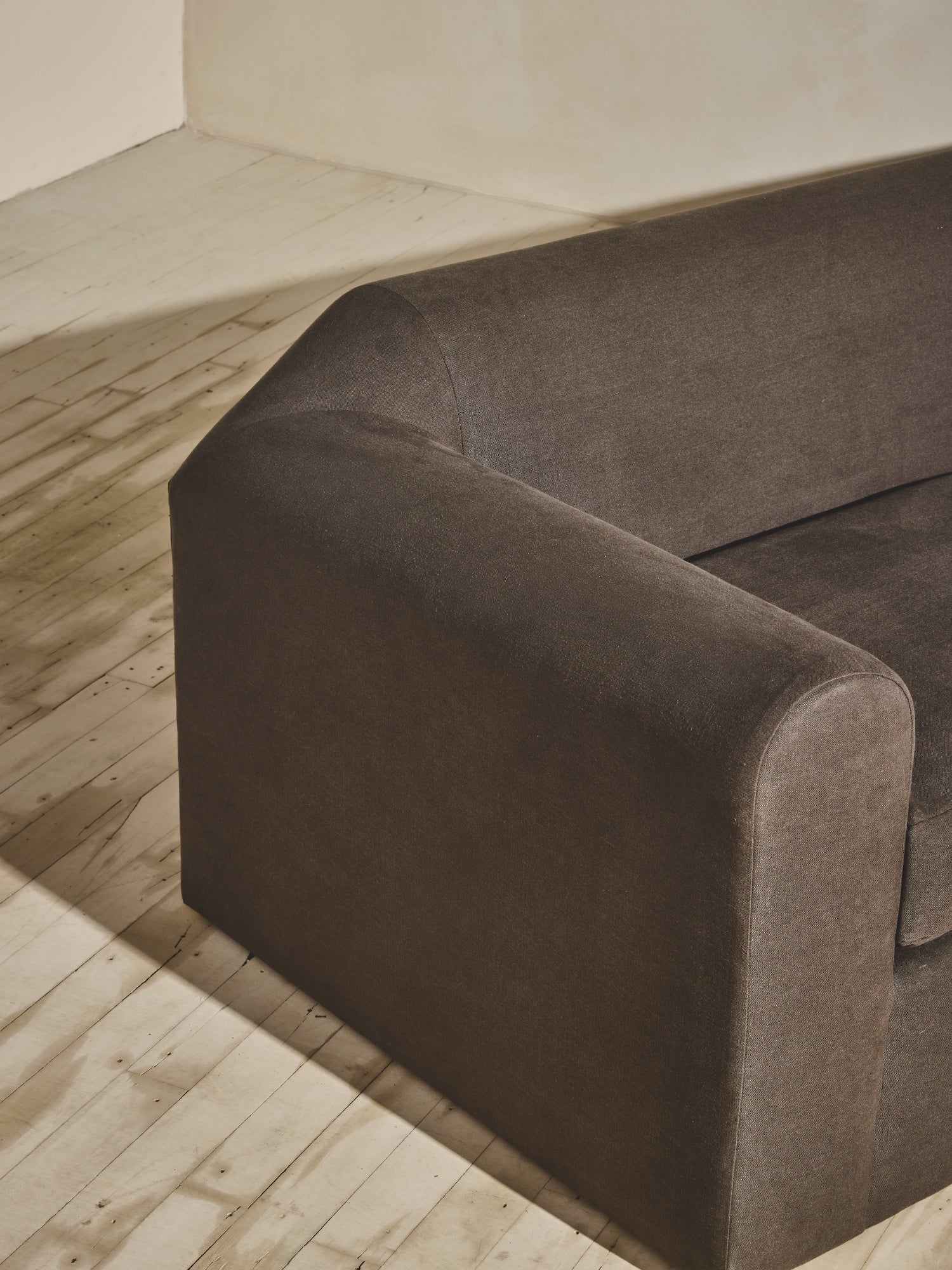 Sabi Sectional