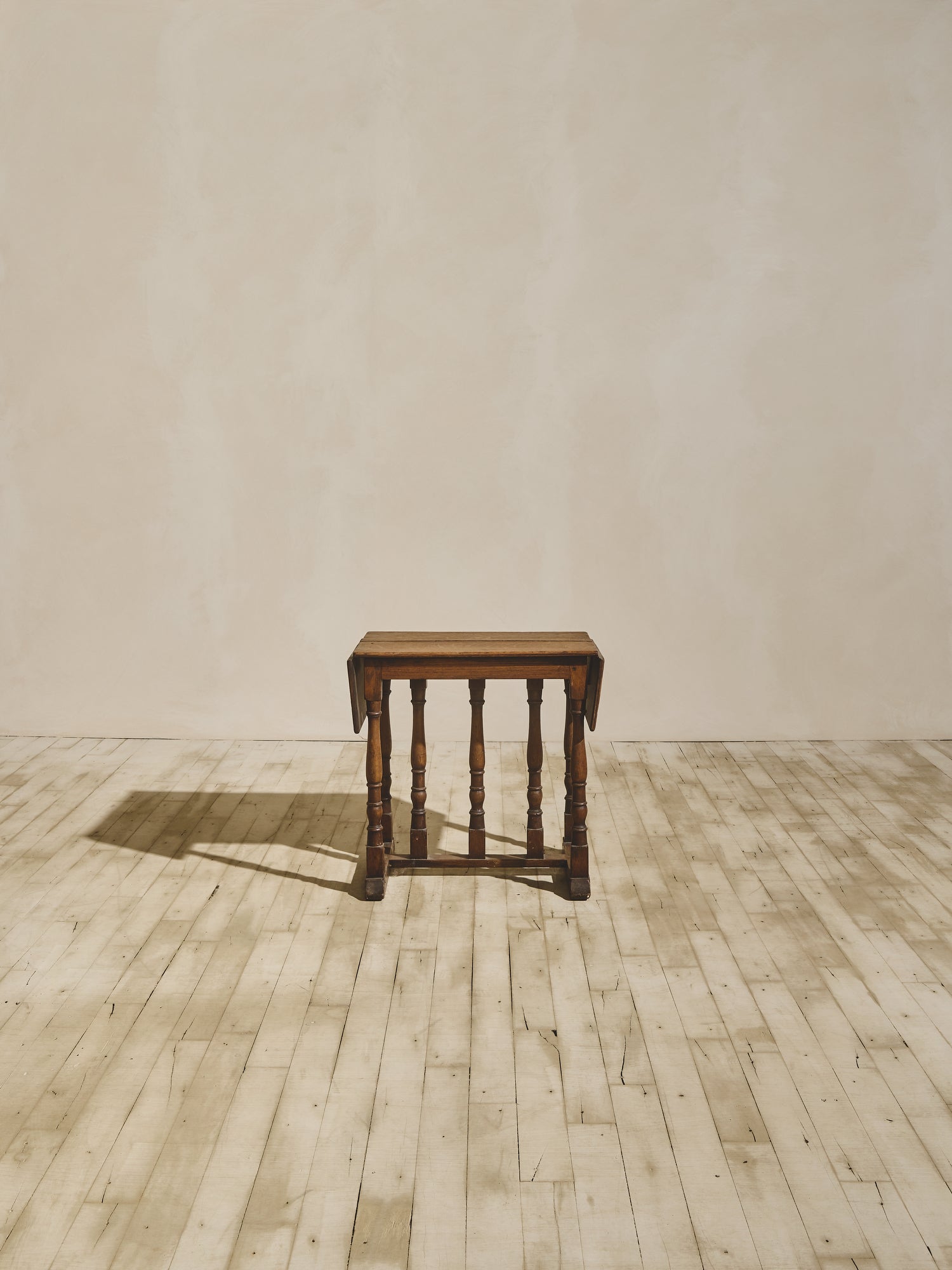 Table anglaise à sept pieds