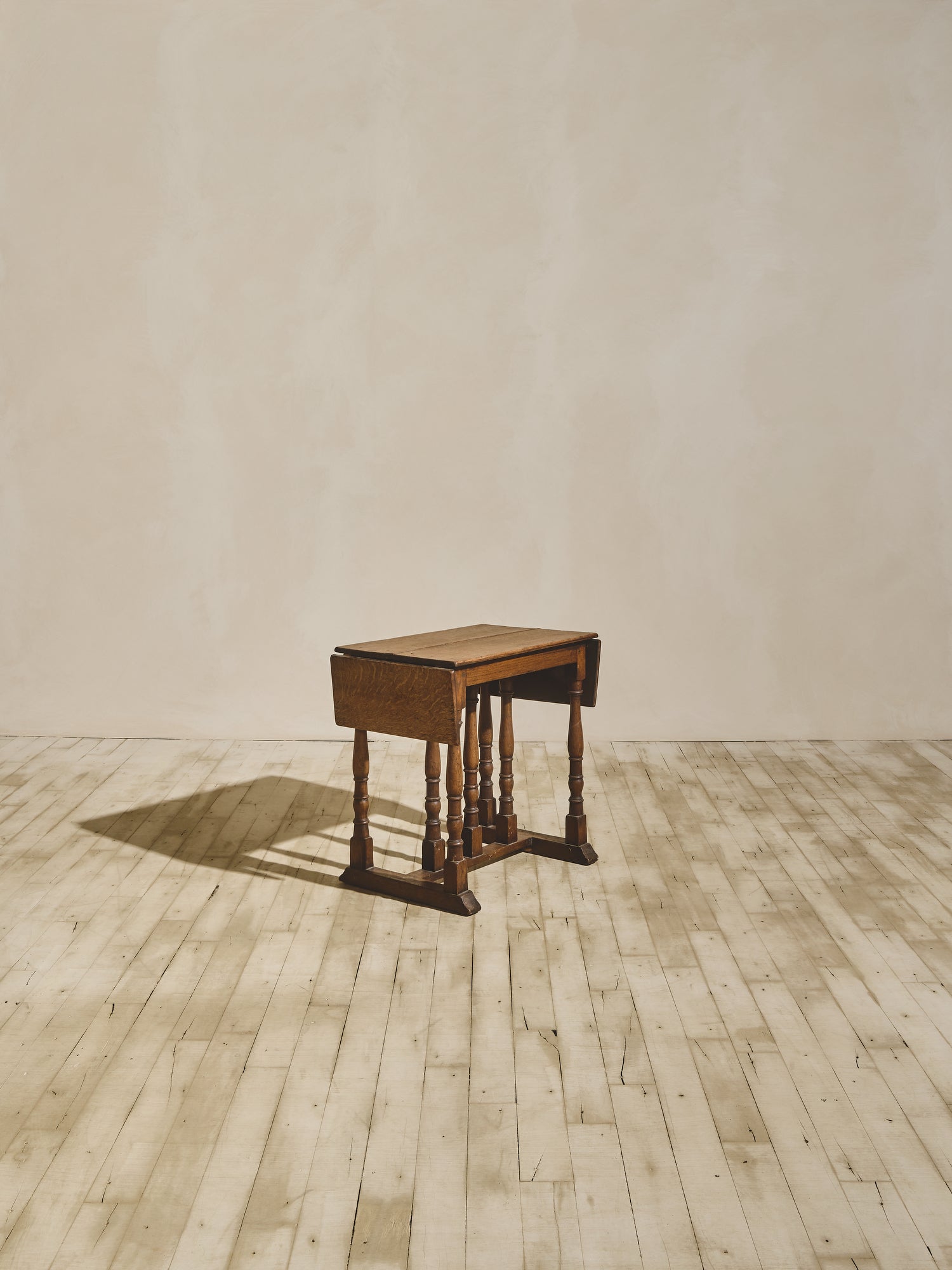 Table anglaise à sept pieds