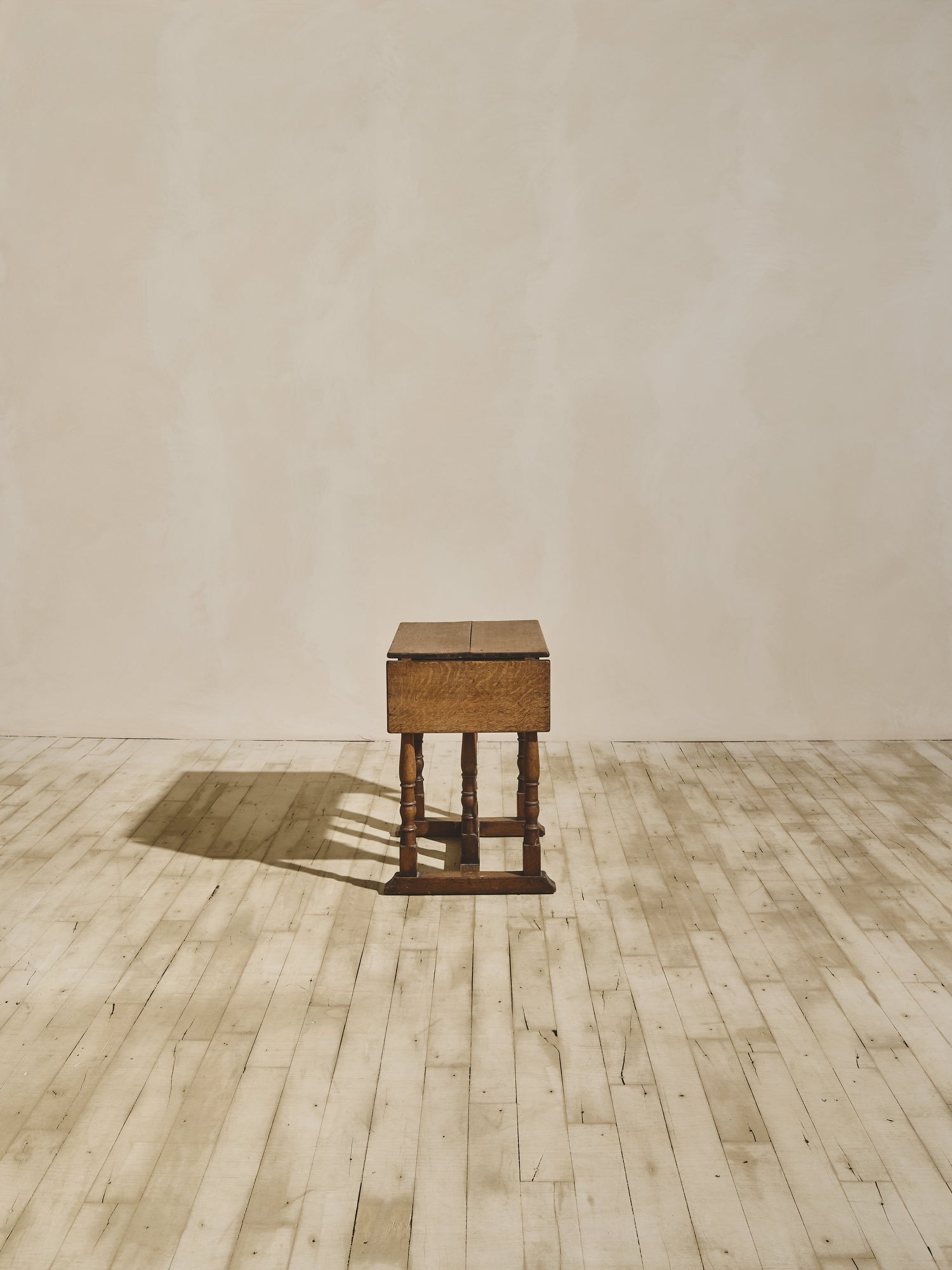 Table anglaise à sept pieds