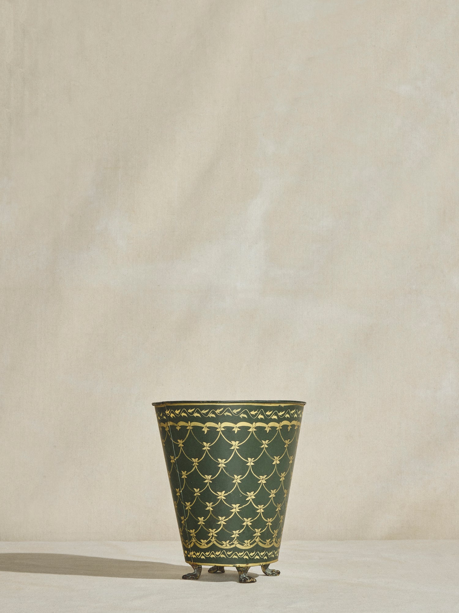 Italian Tole Charm Basket