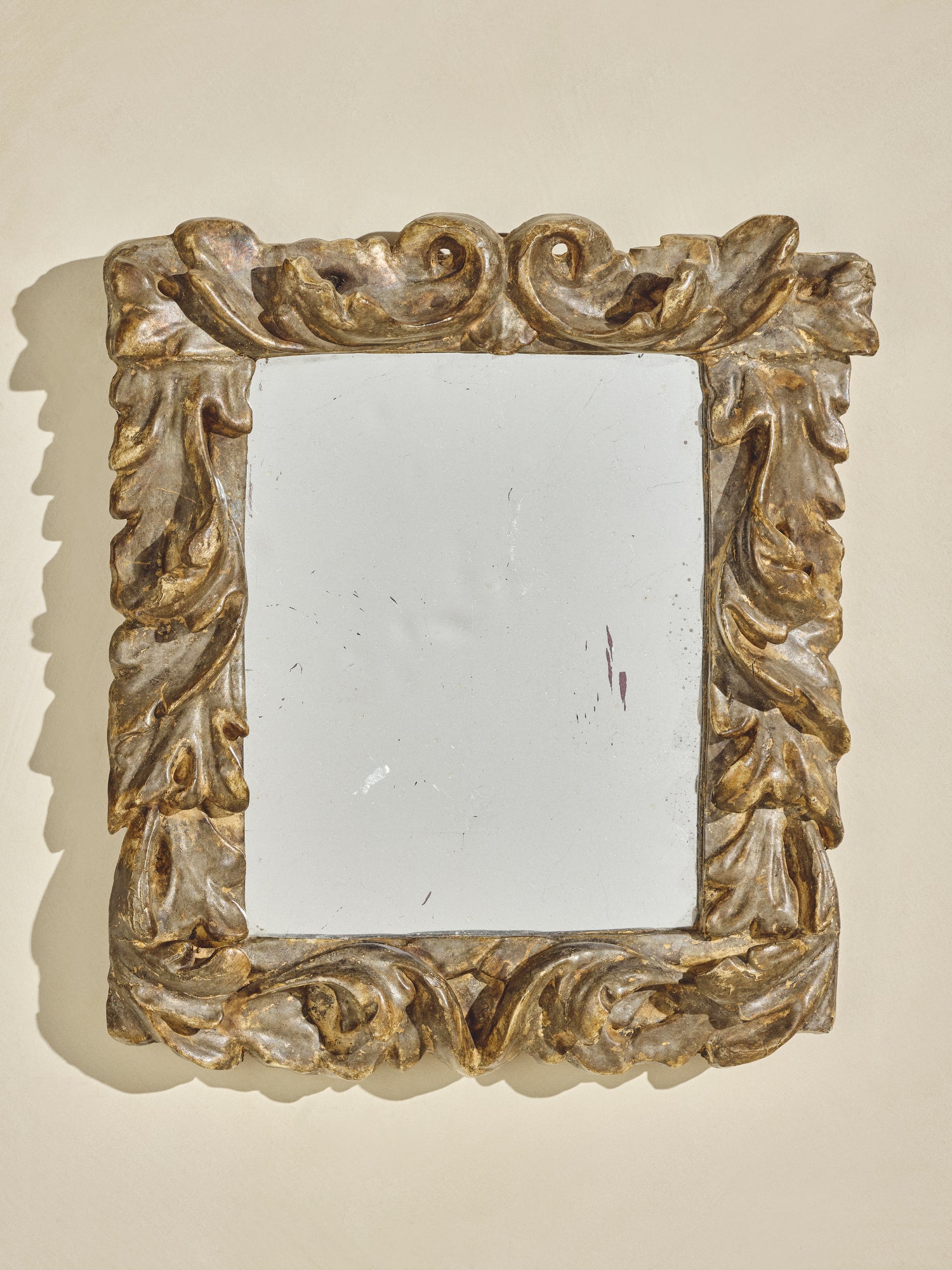 The Leo Mirror
