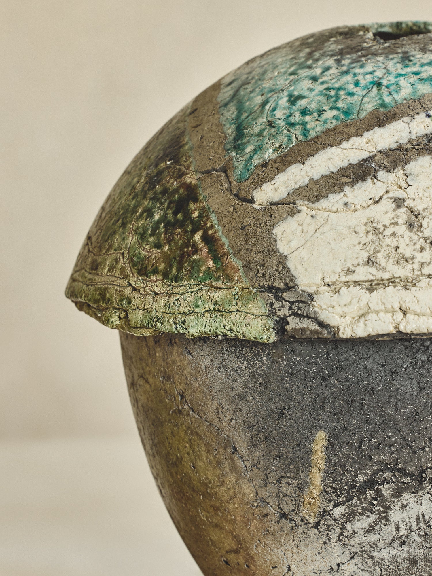 Earthenware vase
