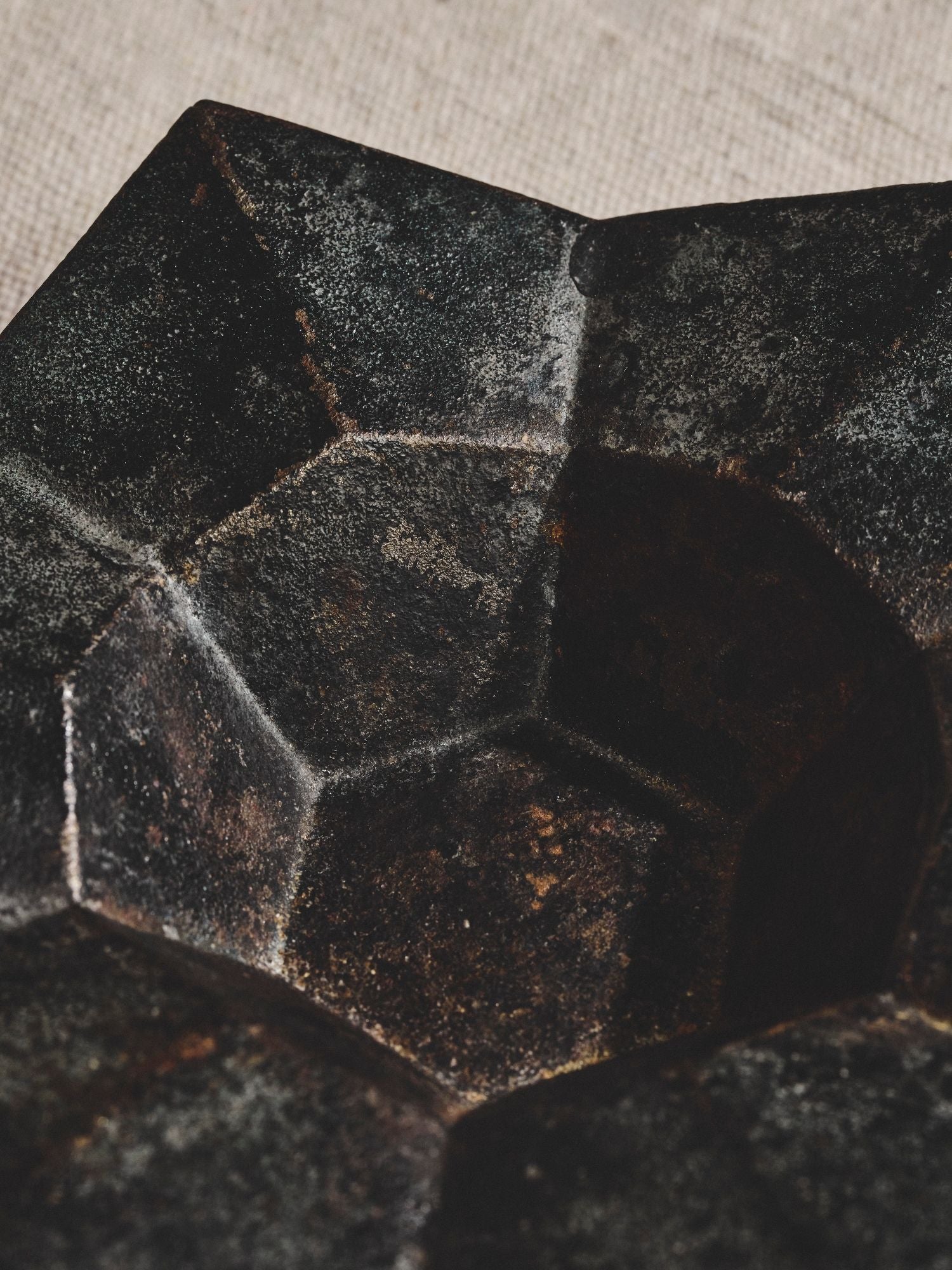 Vintage Cast Iron Faceted Star Dish – Dark Glaze