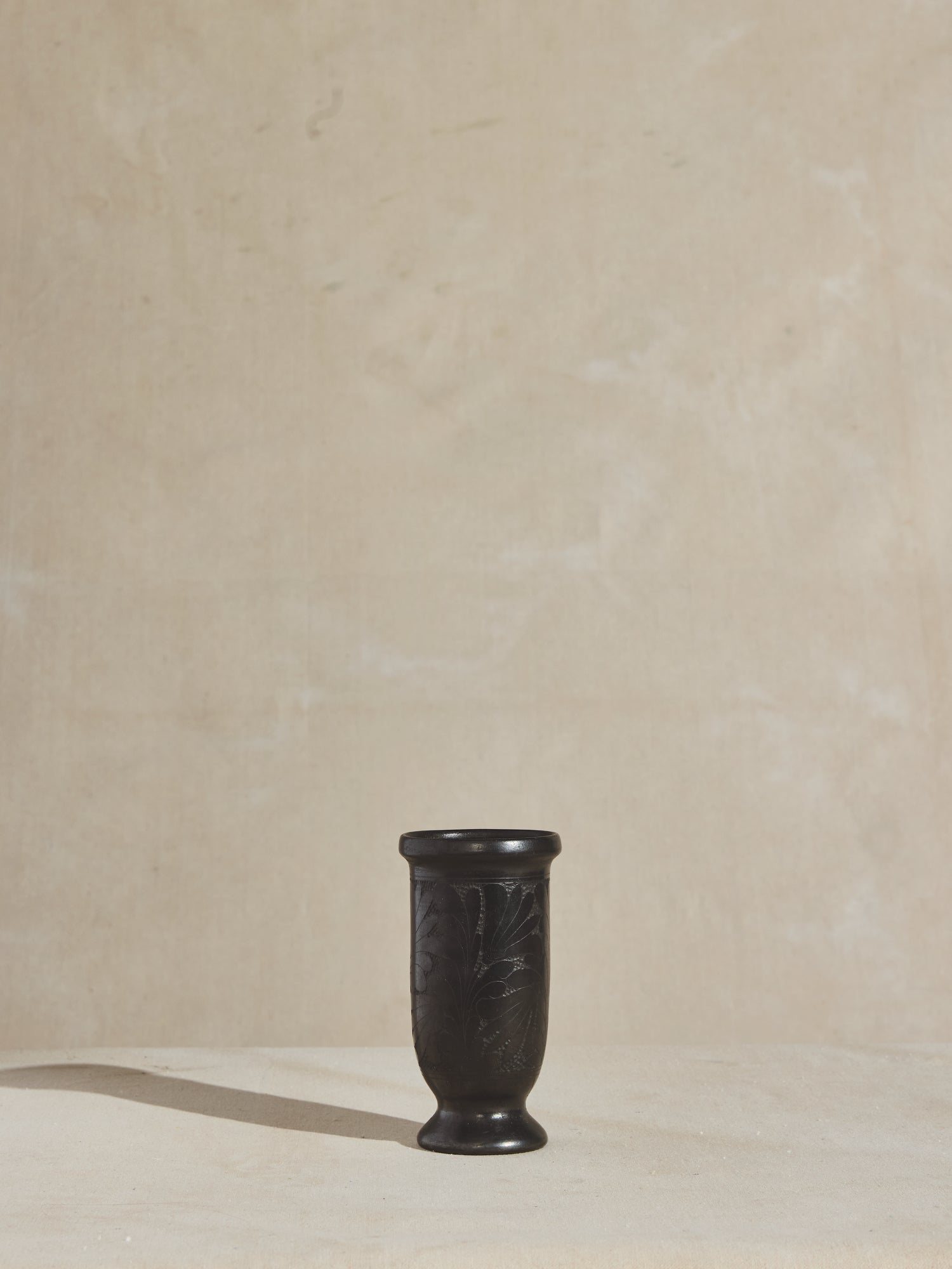 Vase en Argile Noire