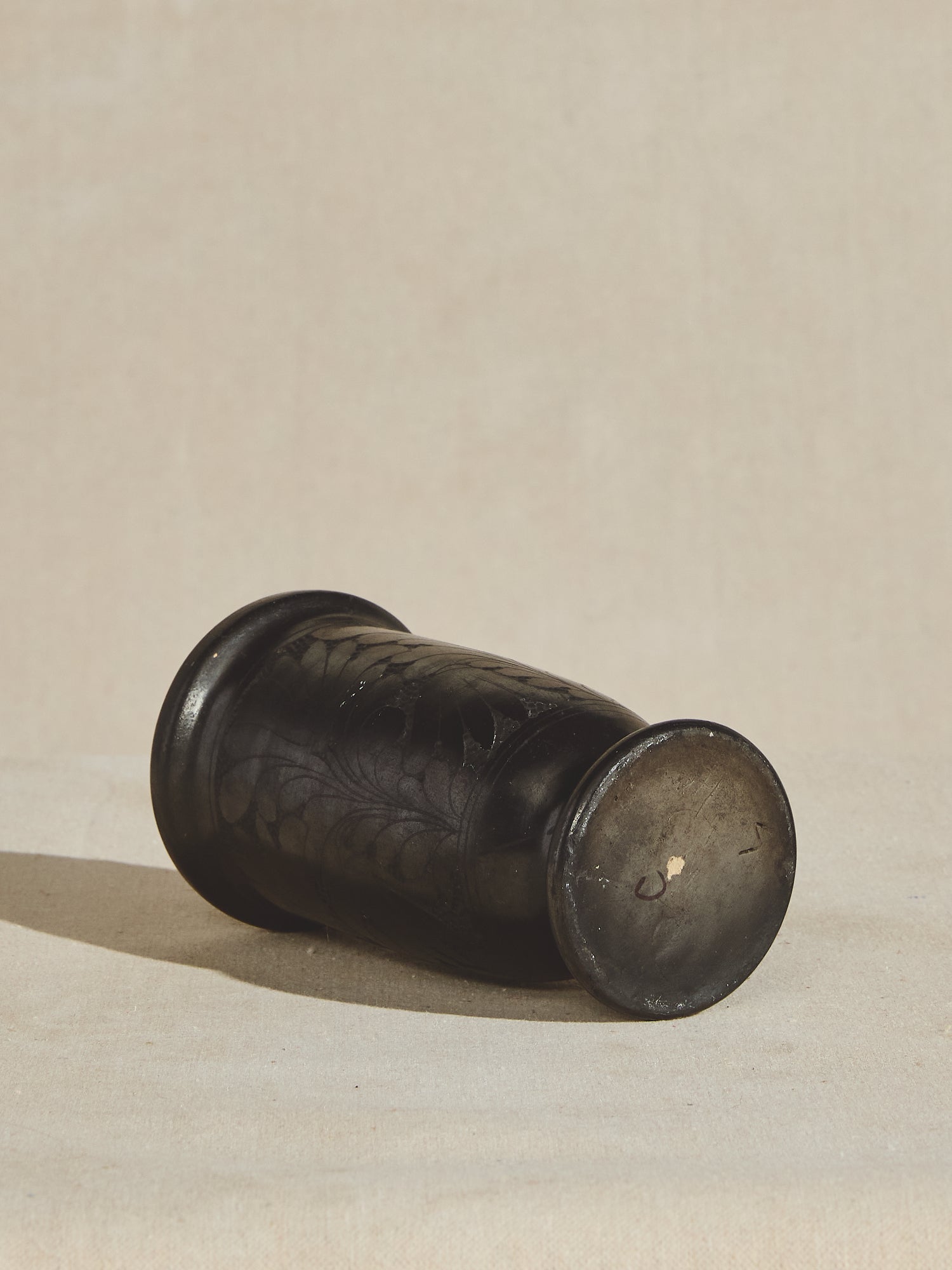 Vase en Argile Noire