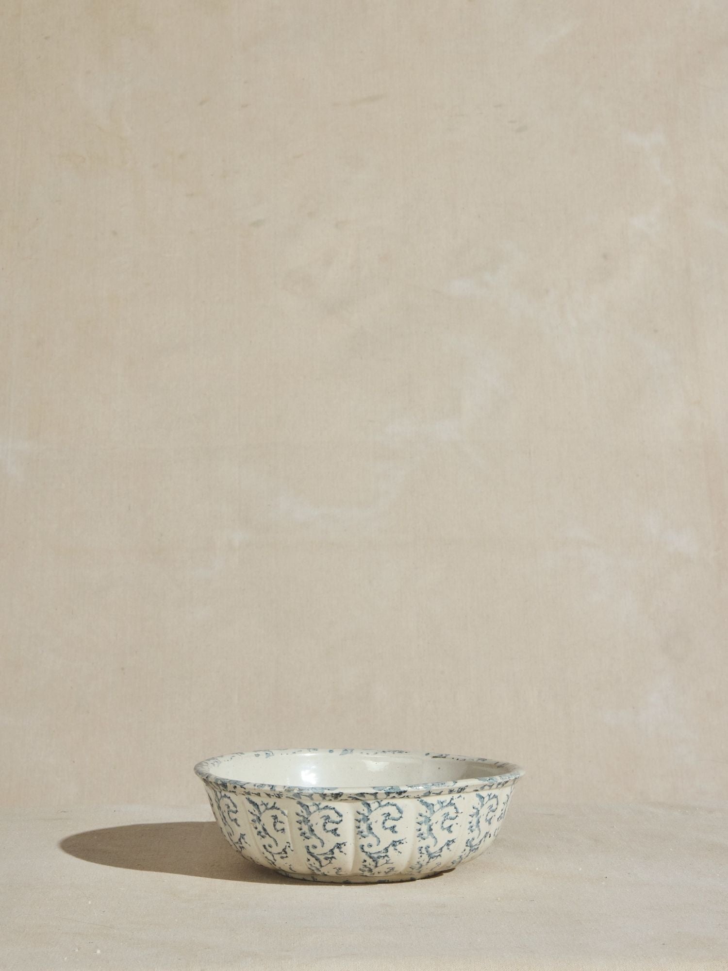 Blue & White Ribbed Spongeware Bowl