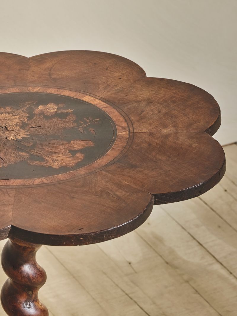 1900's Floral Inlay Tilt Top Table