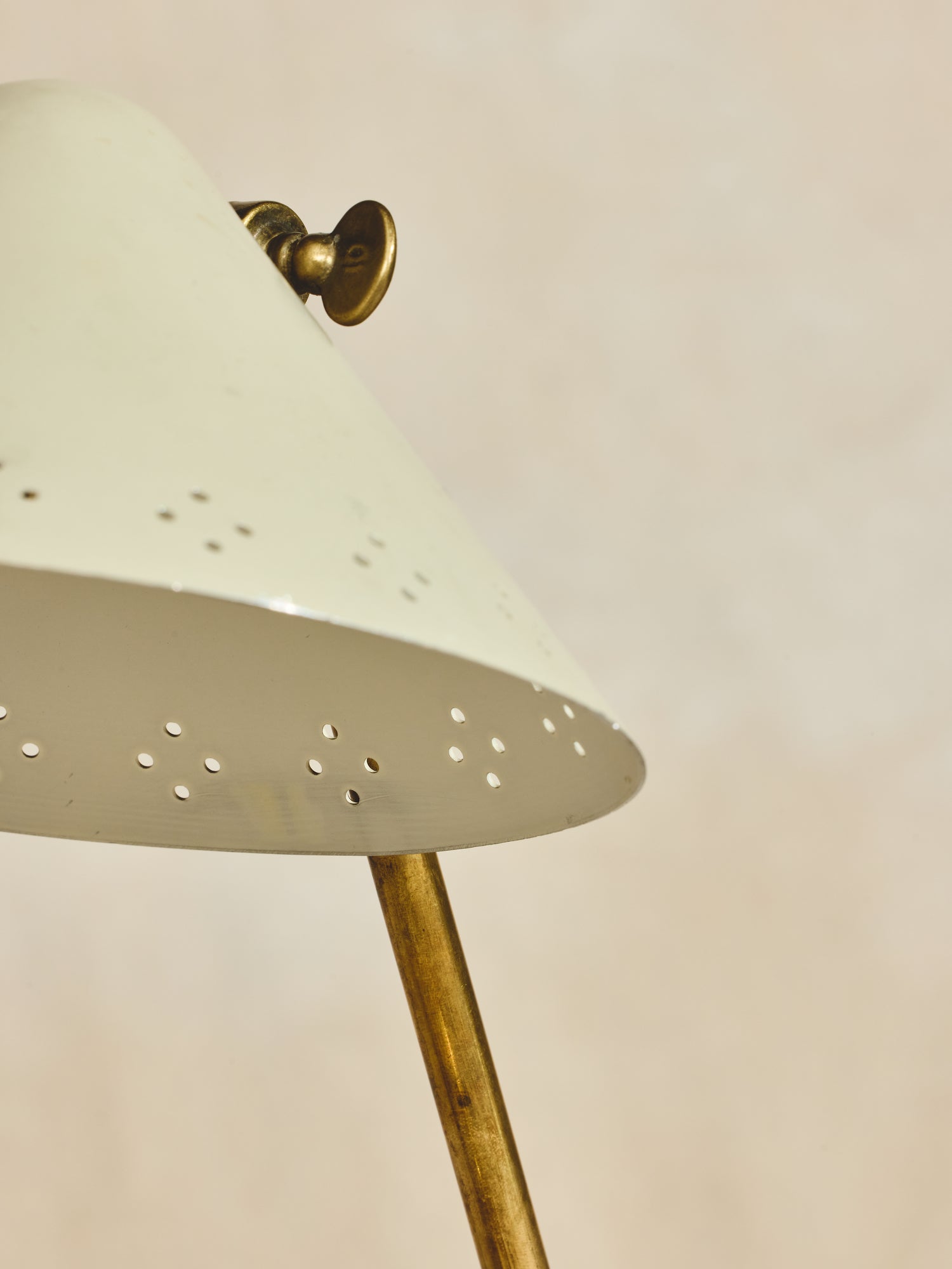 Petite lampe de table en laiton
