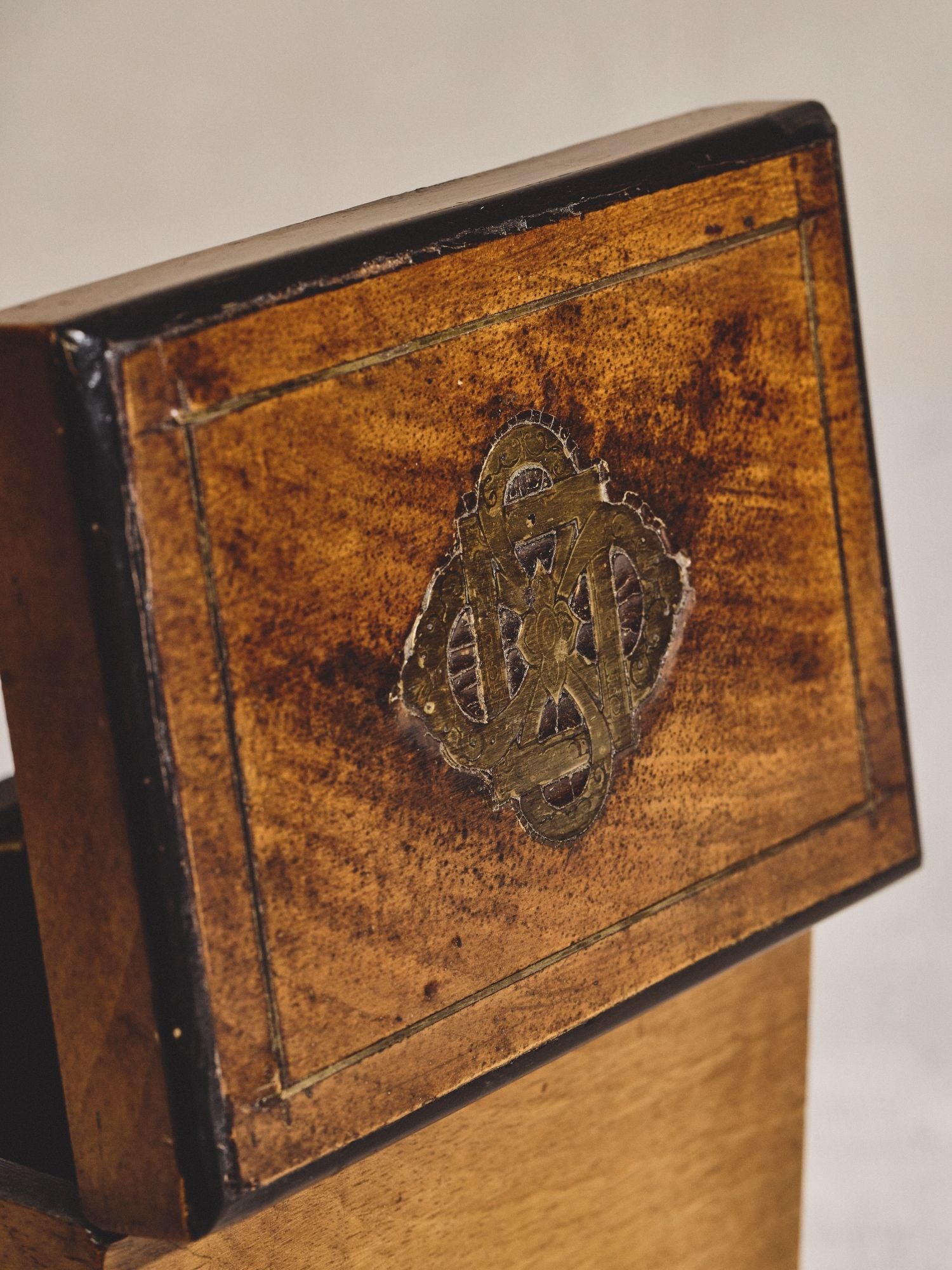 Heritage Wooden Cube