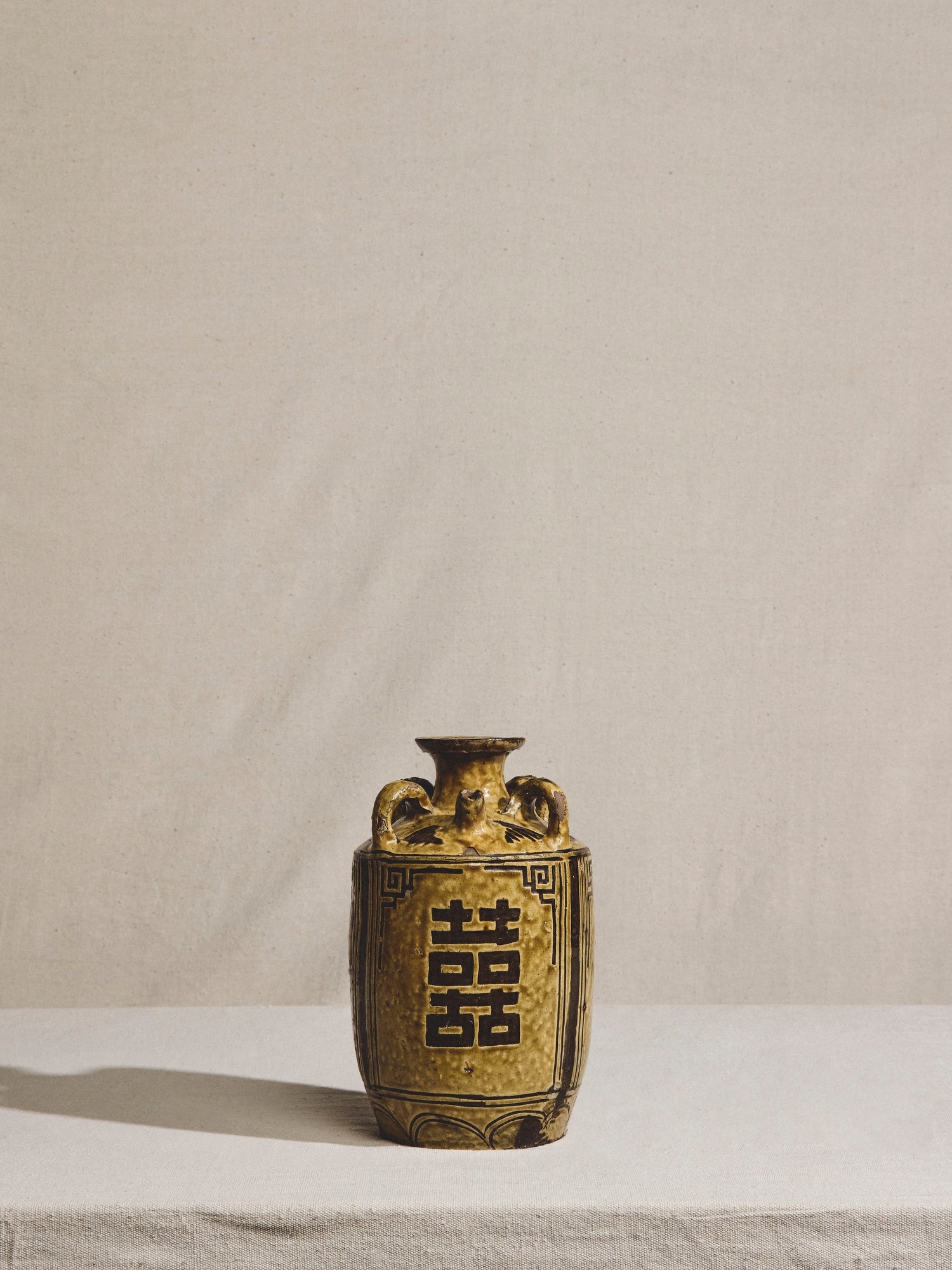 Shuangxi Ceramic Vessel