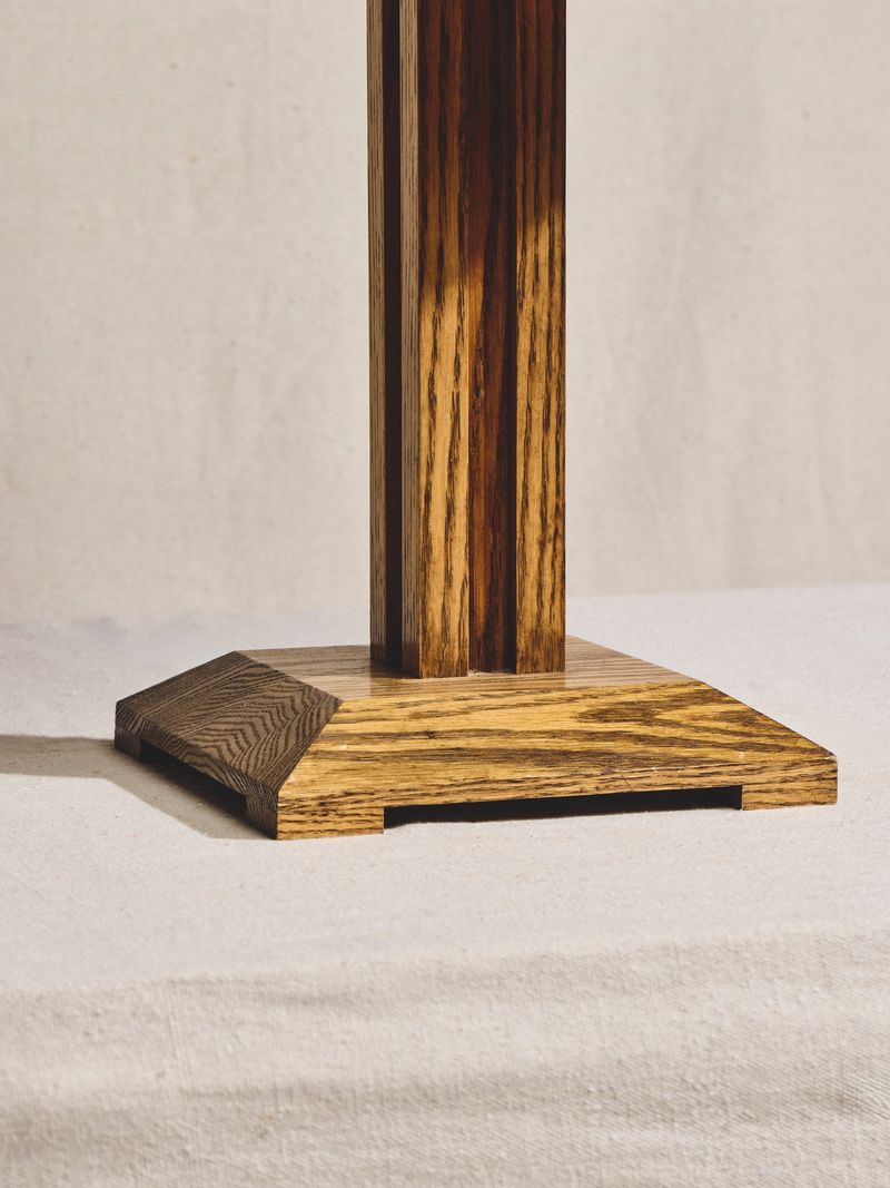 Oak Tiffany Style Table Lamp