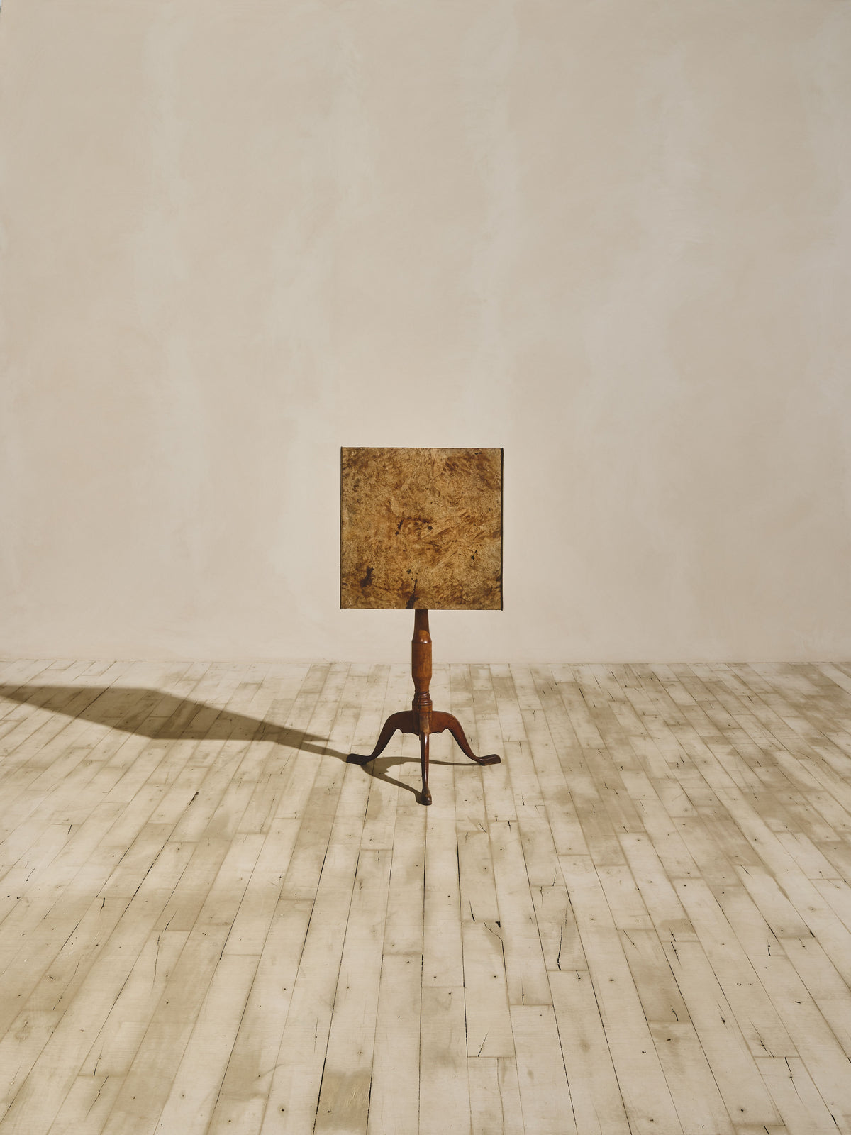 Antique Tilt-Top Table with Burl Wood Top | Tripod Base