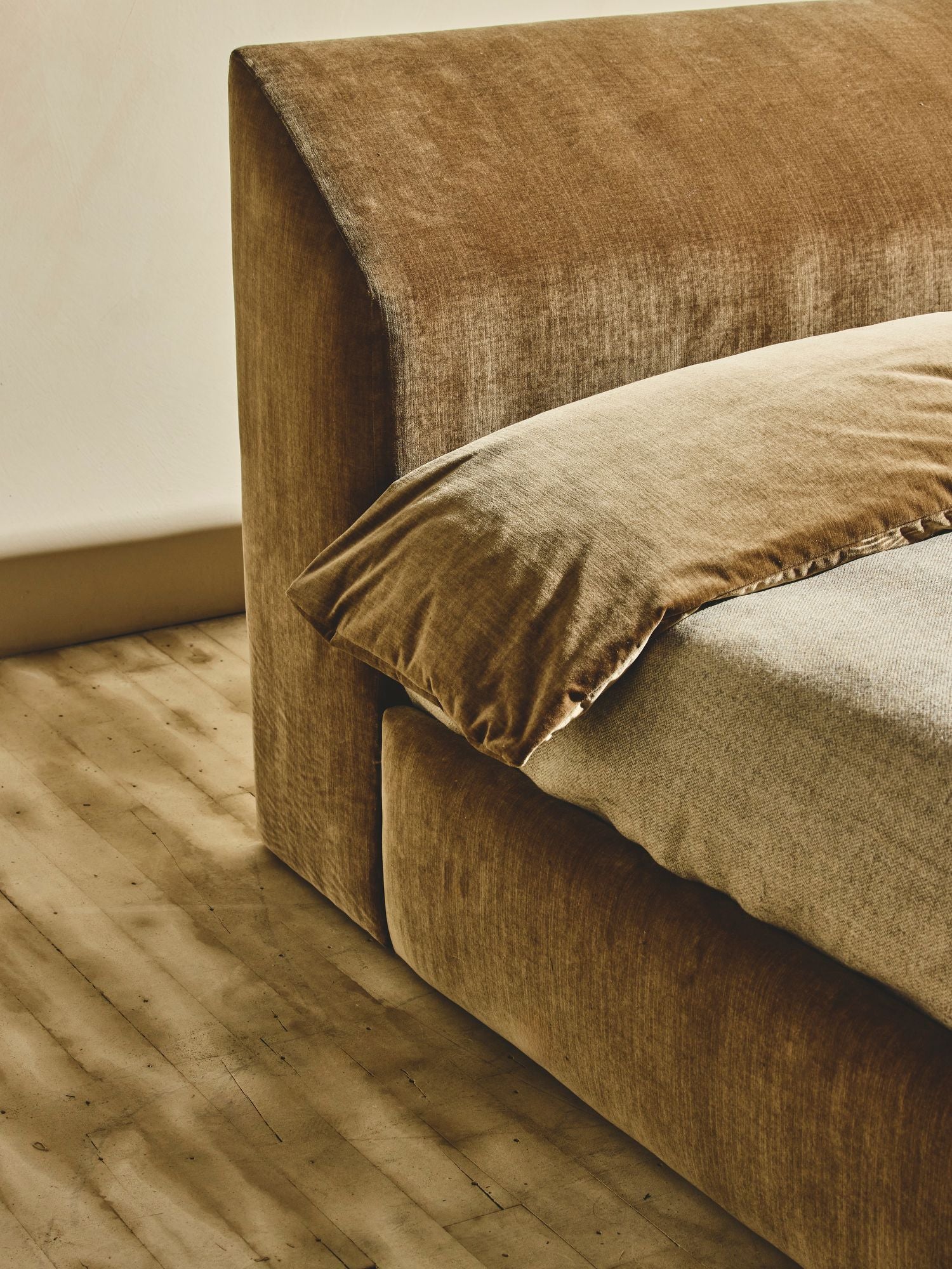 The Bromley Bed