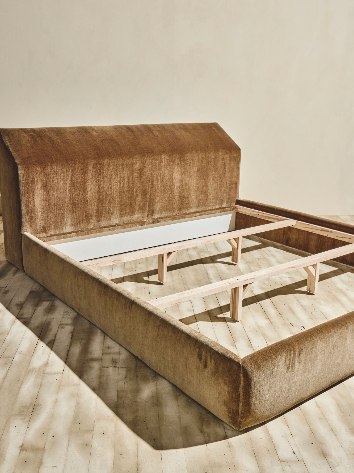 The Bromley Bed