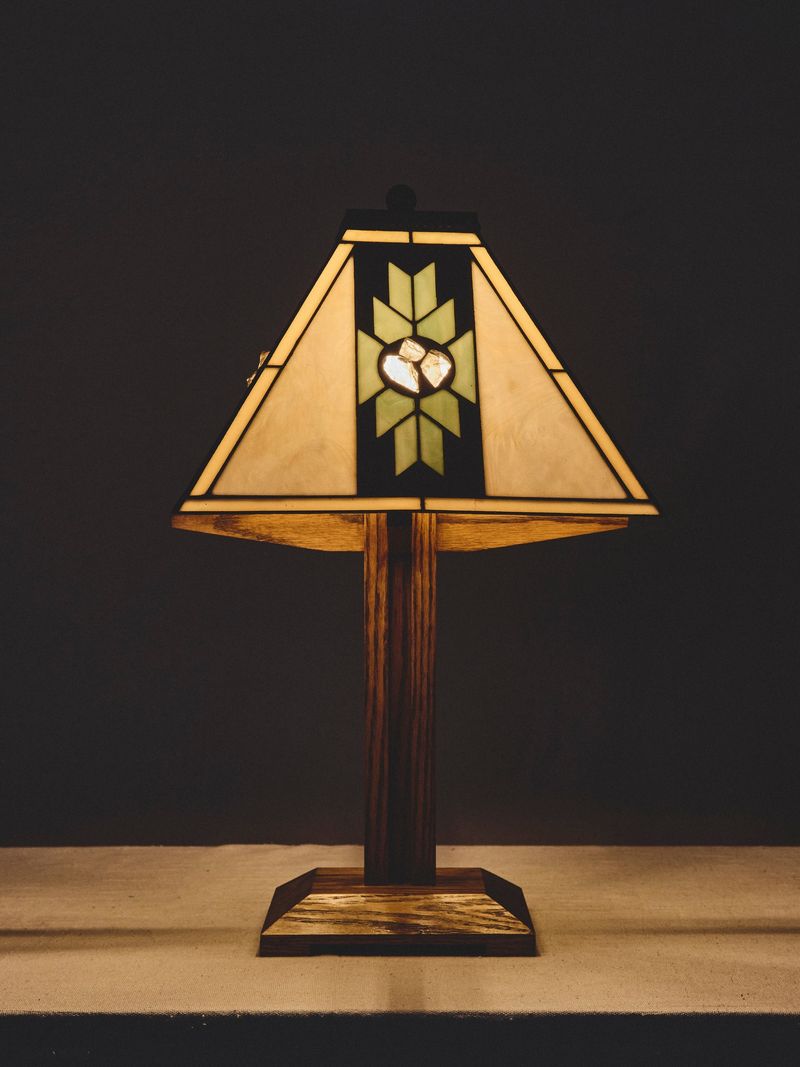 Oak Tiffany Style Table Lamp